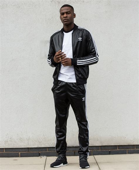 adidas originals tracksuit men's foot locker.